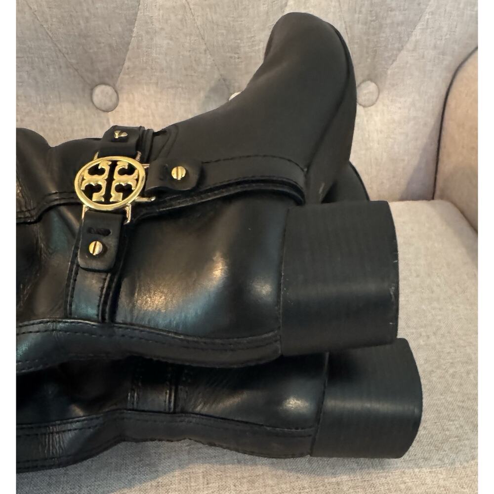 Tory Burch Donavan Riding Boots Black Leather Gold Logo Harness Knee High 7.5 - Picture 6 of 16